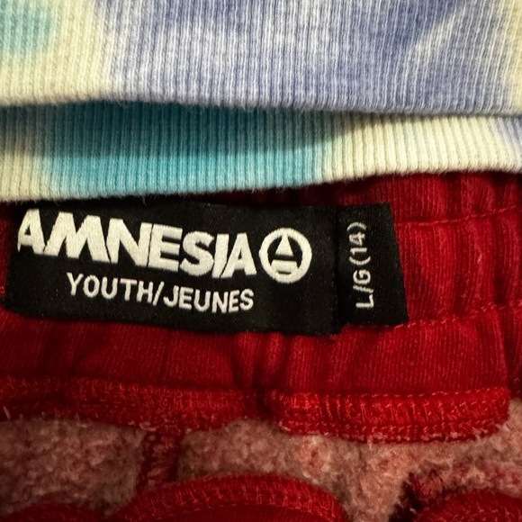 Amnesia sweatsuit - Picture 2 of 4